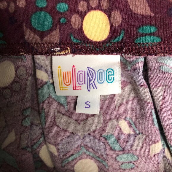 LulaRoe Pleated Full Skirt Womens Size Small Burgundy Green Yellow Comfy - Picture 4 of 5